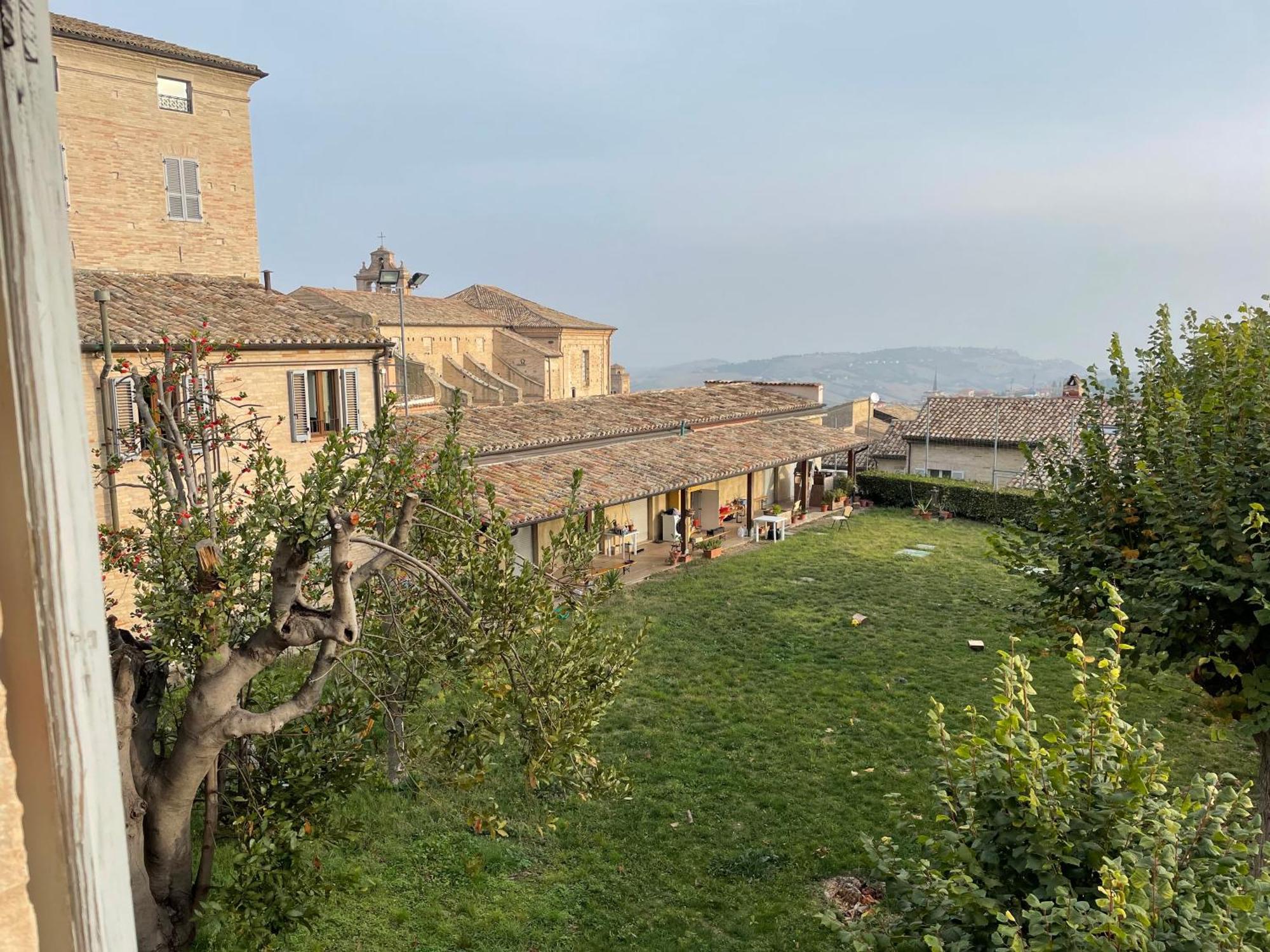 Palazzo Capparucci - Dimora Storica Hotel Fermo Exterior photo