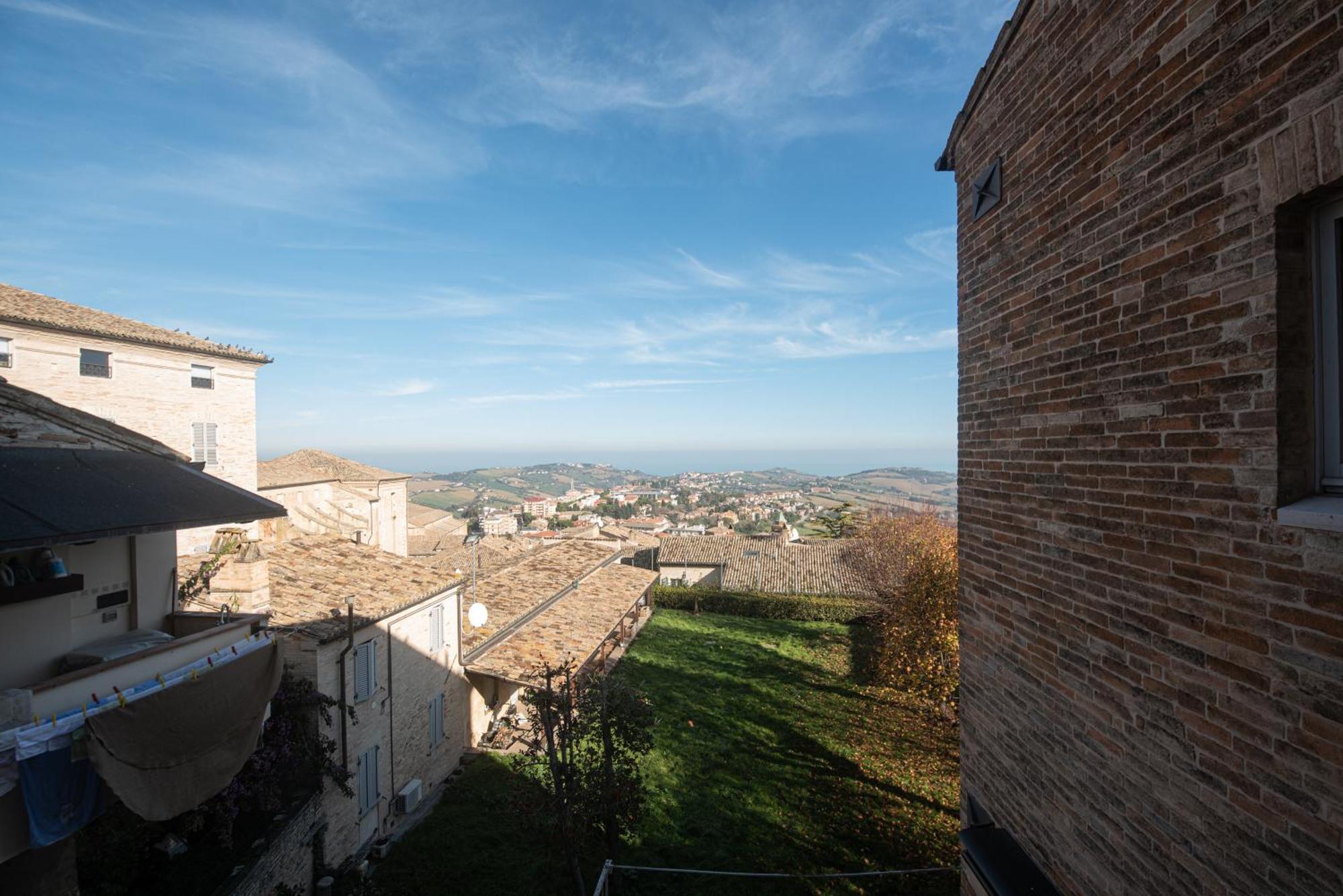 Palazzo Capparucci - Dimora Storica Hotel Fermo Exterior photo